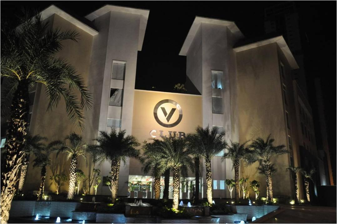 V Retreat Gurgaon 호텔 외부 사진